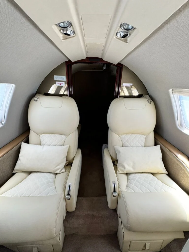 Interior de uma aeronave apresentado pela Butterfly Aviation